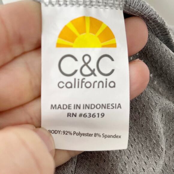 C&C California Women's Cold Shoulder Mesh Top Size L Gray Open Back Long Sleeve - Picture 9 of 10